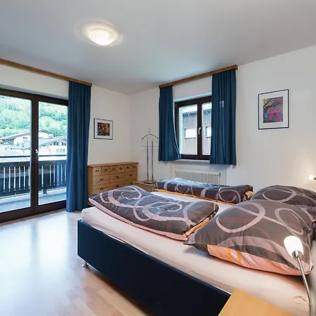 In Near Zell Am Lift, Cleaning Included Apartment *